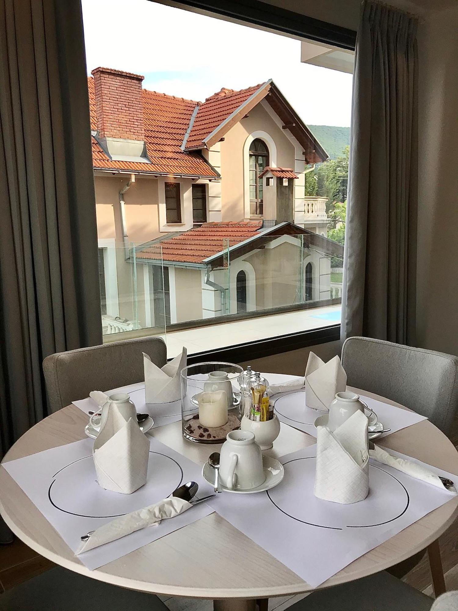 Emerald Suites Florina Luaran gambar